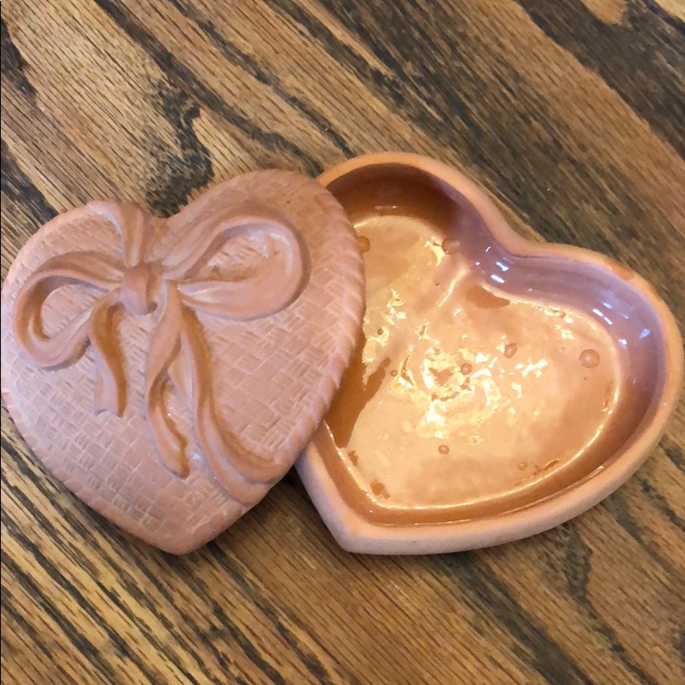 Trinket container, glazed inside, terracotta